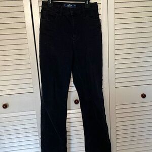 Hollister High Rise Baggy/Dad Cut Jeans